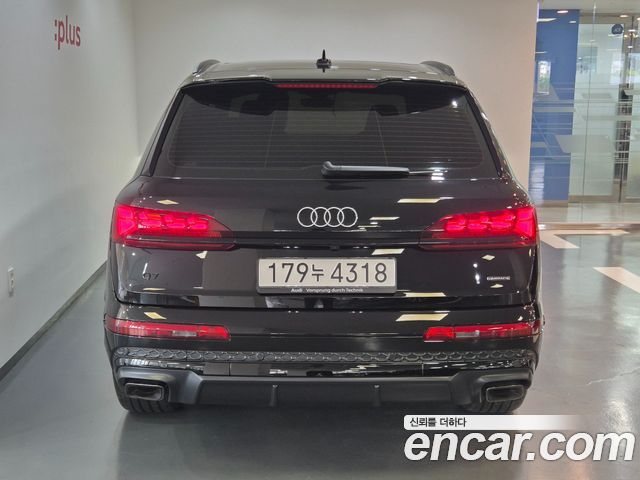 Audi Q7 55 TFSI Quattro Premium - фото 3