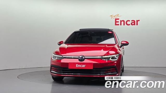 Volkswagen Golf 8-го поколения 2.0 TDI Prestige - фото 2