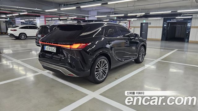Lexus RX 350h 5-го поколения Luxury - фото 1
