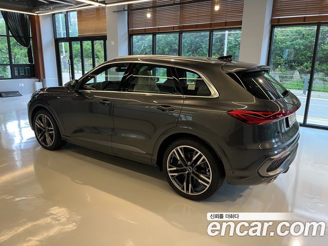Audi Q5 40 TDI Quattro S Line - фото 3