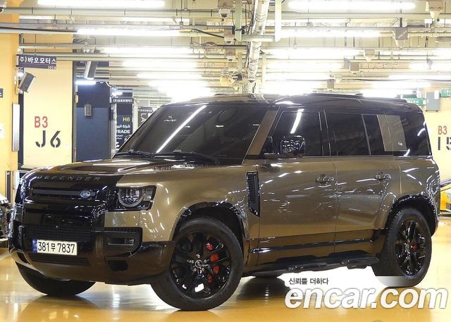 Land Rover Defender L663 110 P400 X - фото 1
