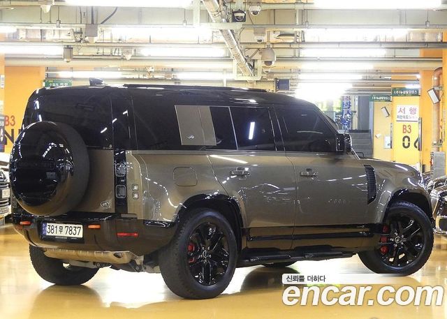 Land Rover Defender L663 110 P400 X - фото 2