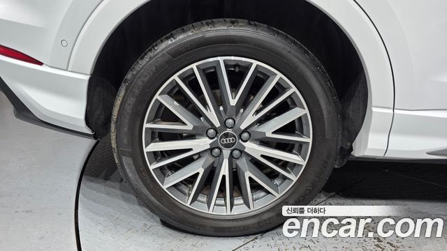 Audi Q3 F3 40 TFSI Quattro Premium - фото 4