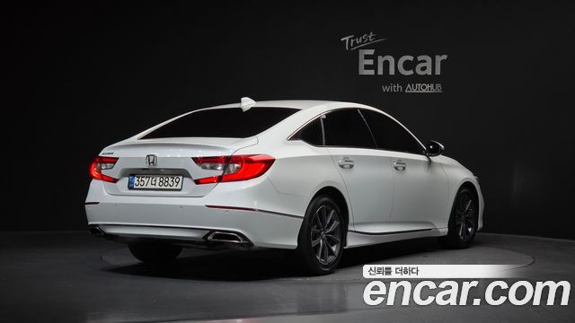 Honda Accord 10-го поколения 1.5 Turbo - фото 1