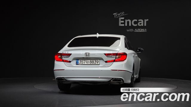 Honda Accord 10-го поколения 1.5 Turbo - фото 3