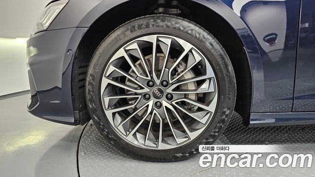 Audi A6 C8 45 TFSI Quattro Premium - фото 4