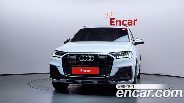 Audi SQ7 4.0 TFSI Quattro - фото 2