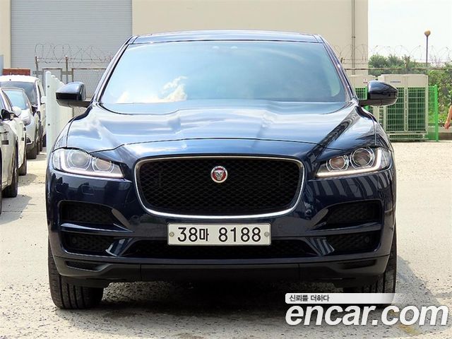 Jaguar F-PACE 20d Prestige - фото 0
