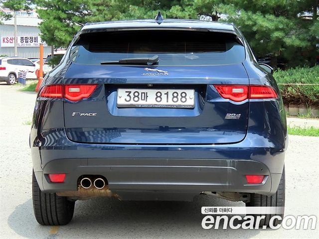 Jaguar F-PACE 20d Prestige - фото 3
