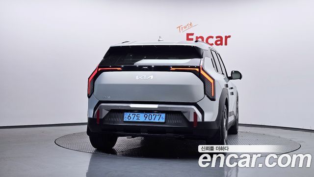 Kia EV3 Long Range 2WD AIr - фото 3