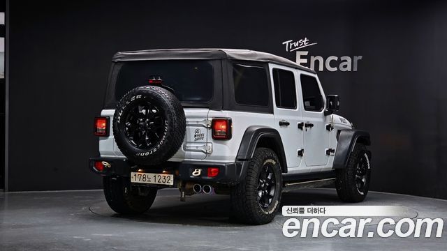 Jeep Wrangler JL 2.0 Sport 4Door Willys Edition - фото 1