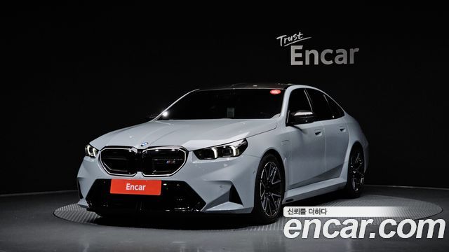 BMW M5 G90 M5 Sedan - фото 0