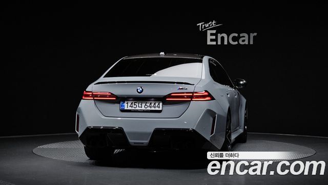 BMW M5 G90 M5 Sedan - фото 3