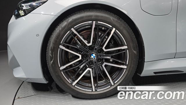 BMW M5 G90 M5 Sedan - фото 4