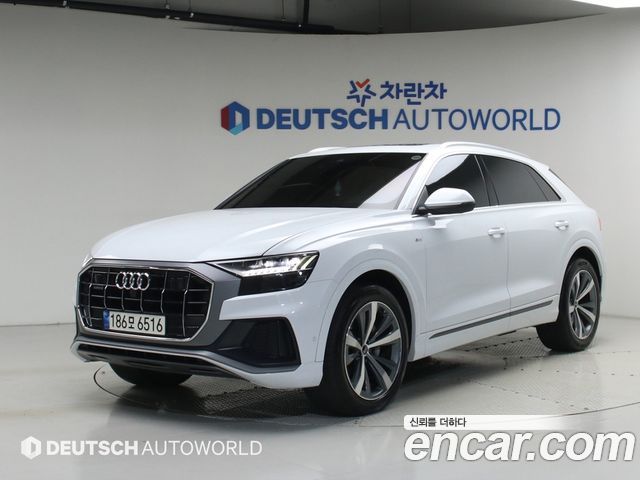 Audi Q8 50 TDI Quattro Premium - фото 0