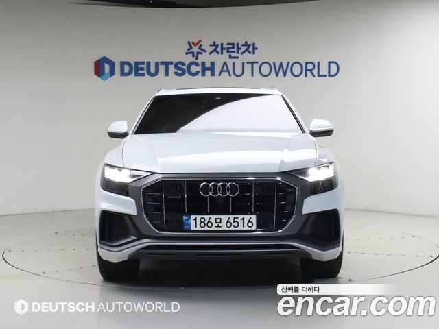 Audi Q8 50 TDI Quattro Premium - фото 2