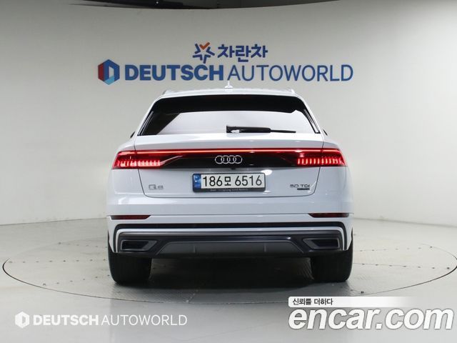 Audi Q8 50 TDI Quattro Premium - фото 3