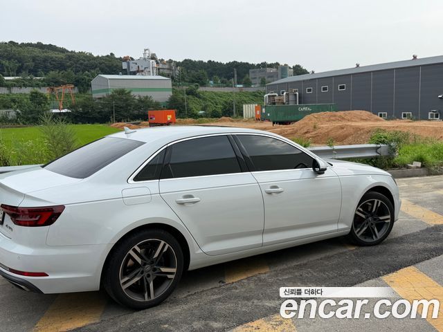 Audi A4 B9 40 TFSI Premium - фото 1