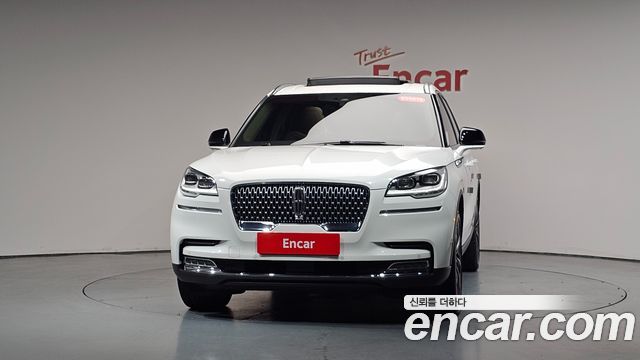 Lincoln Aviator 2-го поколения 3.0 Reserve AWD - фото 1