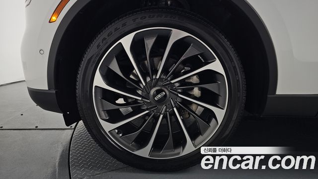 Lincoln Aviator 2-го поколения 3.0 Reserve AWD - фото 3