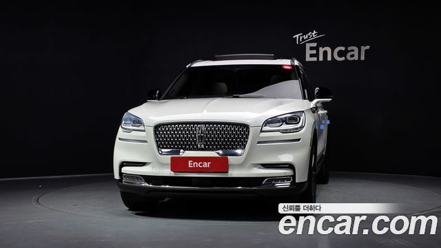 Lincoln Aviator 2-го поколения 3.0 Reserve AWD - фото 2