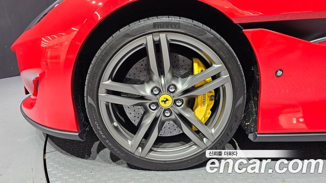 Ferrari Portofino 3.9 V8 - фото 4