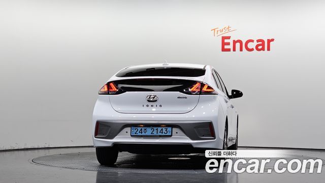 Hyundai Ioniq New Electric Q - фото 3