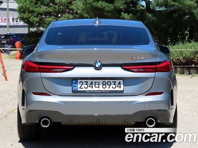 BMW 2 Series Gran Coupe F44 220i M Sports - фото 3