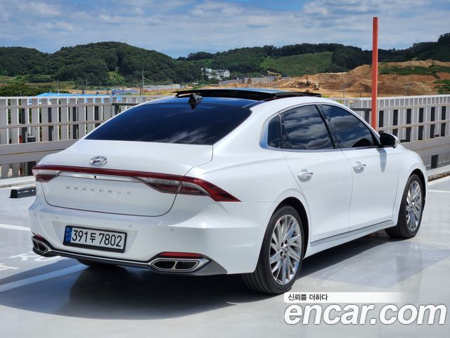 Hyundai Grandeur New IG 2.5 Calligraphy - фото 3