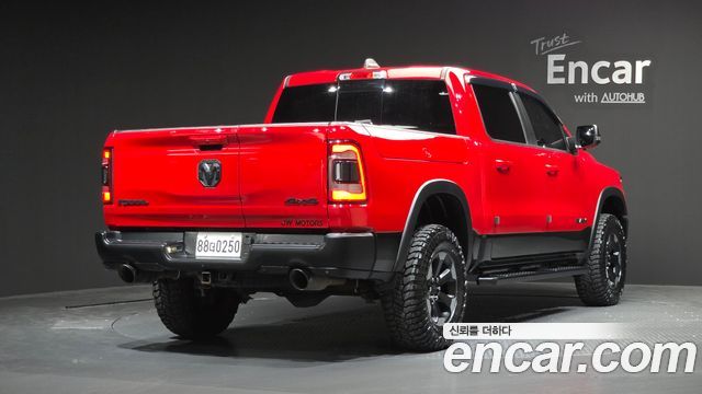 Dodge Ram Pick Up 5.7 - фото 1