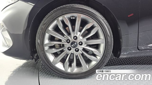 Kia K7 Premier 3.0 GDI Signature - фото 3