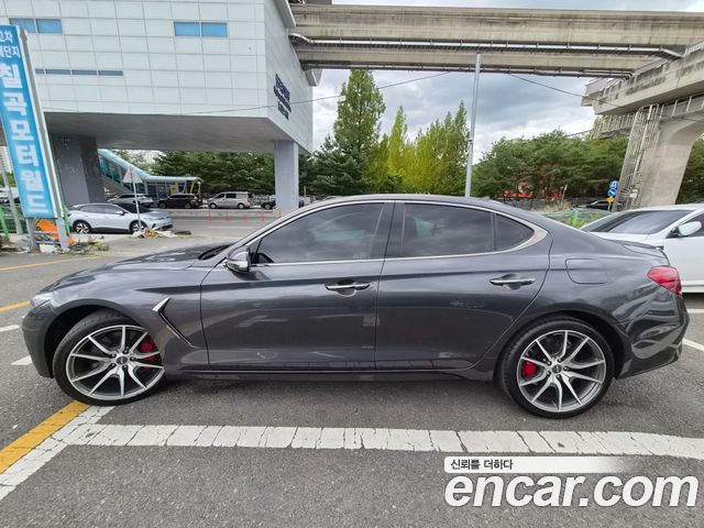 Genesis G70 2.0T Sport Package - фото 4