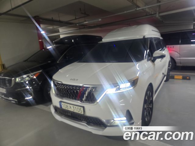 Kia Carnival 4-го поколения 9-Seater Signature - фото 0
