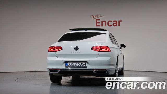 Volkswagen Passat B8 2.0 TDI Prestige - фото 2
