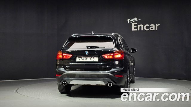 BMW X1 F48 xDrive 20i xLine - фото 3
