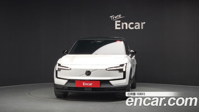 Volvo EX30 Ultra - фото 2