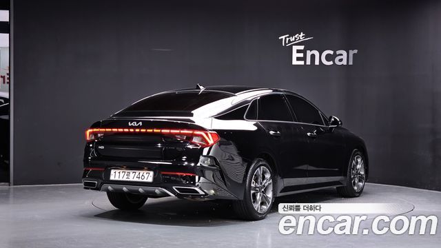 Kia K5 3-го поколения 2.0 Signature - фото 1