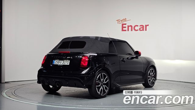 Mini Cooper Convertible S 4-го поколения JCW - фото 1