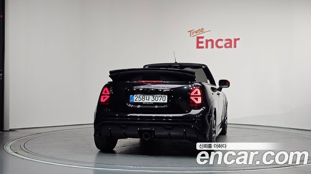 Mini Cooper Convertible S 4-го поколения JCW - фото 3