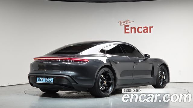 Porsche Taycan 4S - фото 0