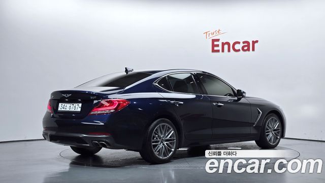 Genesis G70 2.0T Elite - фото 1