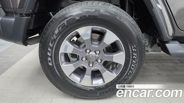 Jeep Wrangler JL 2.0 Overland 4Door - фото 4
