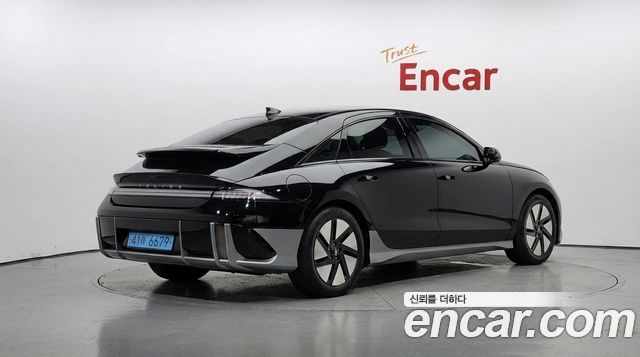Hyundai Ioniq6 Long Range Exclusive + - фото 1