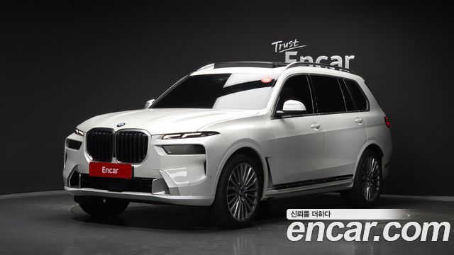 BMW X7 G07 xDrive 40d Design Pure Excellence 6-Seater - фото 0