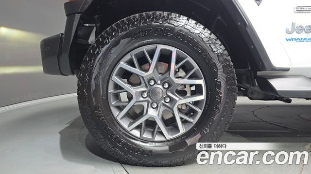 Jeep Wrangler JL 2.0 Overland Power Top 4Door 4xe - фото 4
