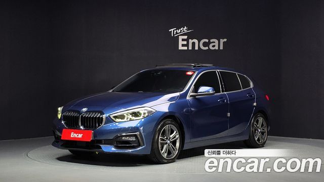 BMW 1 Series F40 120i Sports - фото 0