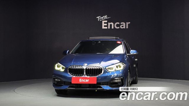 BMW 1 Series F40 120i Sports - фото 2