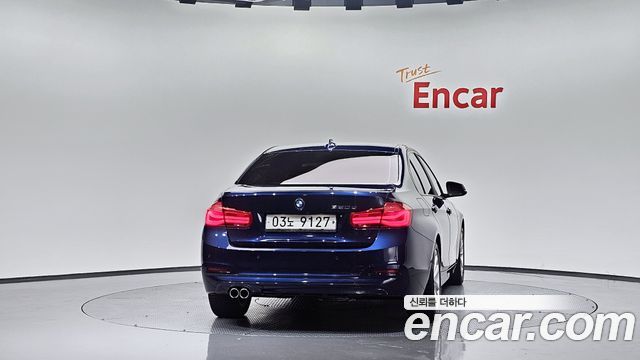 BMW 3 Series F30 320d - фото 2