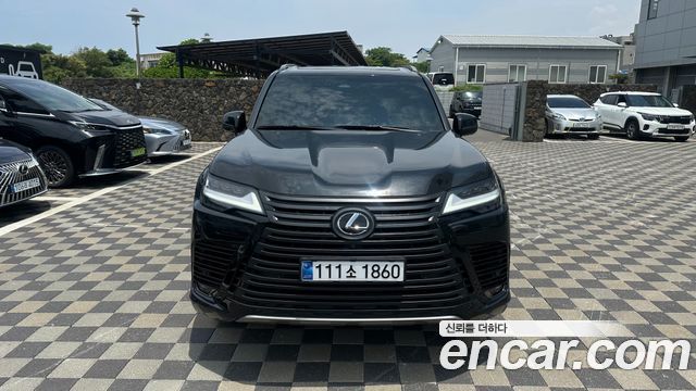 Lexus LX 4-го поколения 700h Overtrail - фото 2