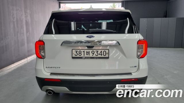 Ford Explorer 6-го поколения 2.3 LimIted 4WD - фото 3